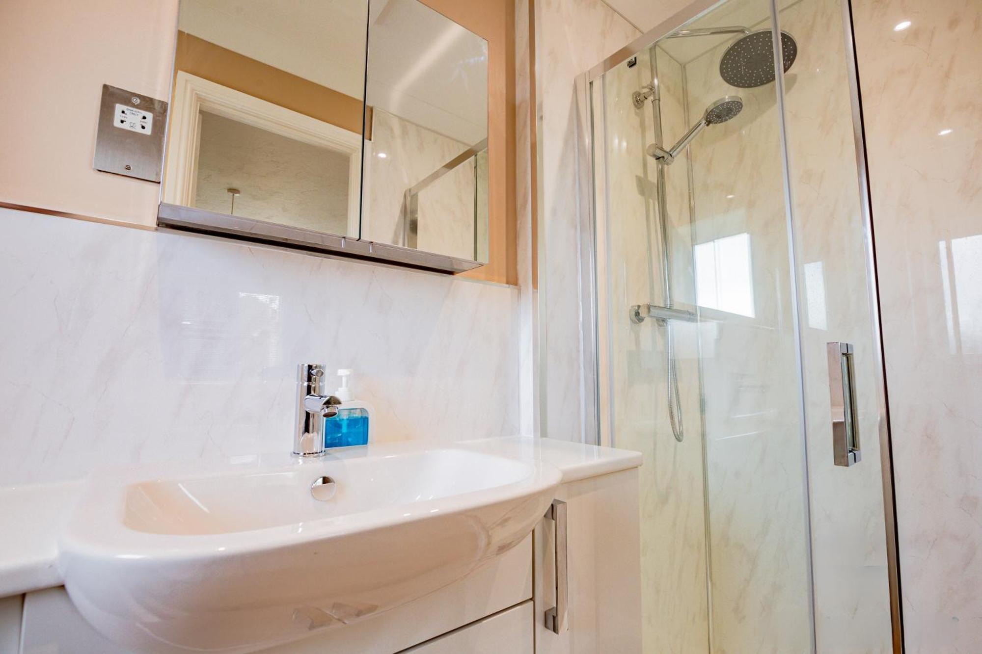 Host & Stay - Pirie Avenue Вустер Экстерьер фото